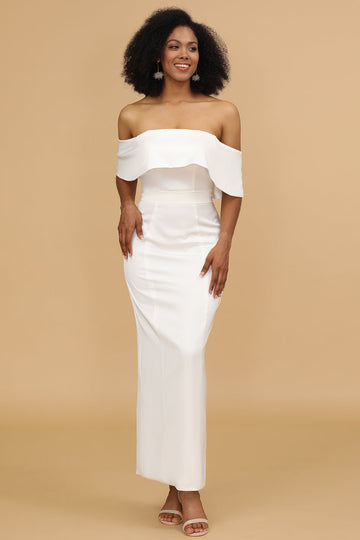 Vestido de dama de honor satén blanco fuera del hombro